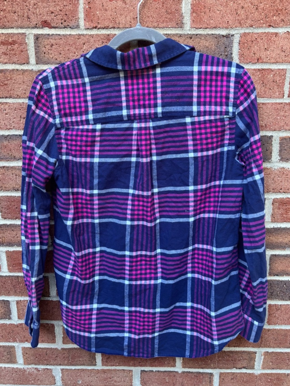 Vineyard Vines Womens Preppy Pink & Navy Plaid 1/4 button‎ up. Size zero/small. - Picture 2 of 7